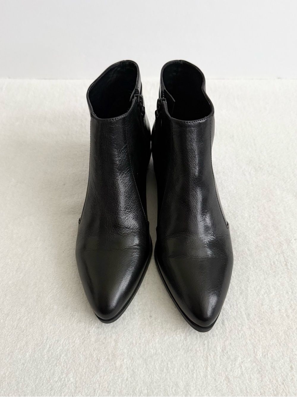 Nine West Black Leather Pointed Toe Ankle Boots Size 7M Classic Fall